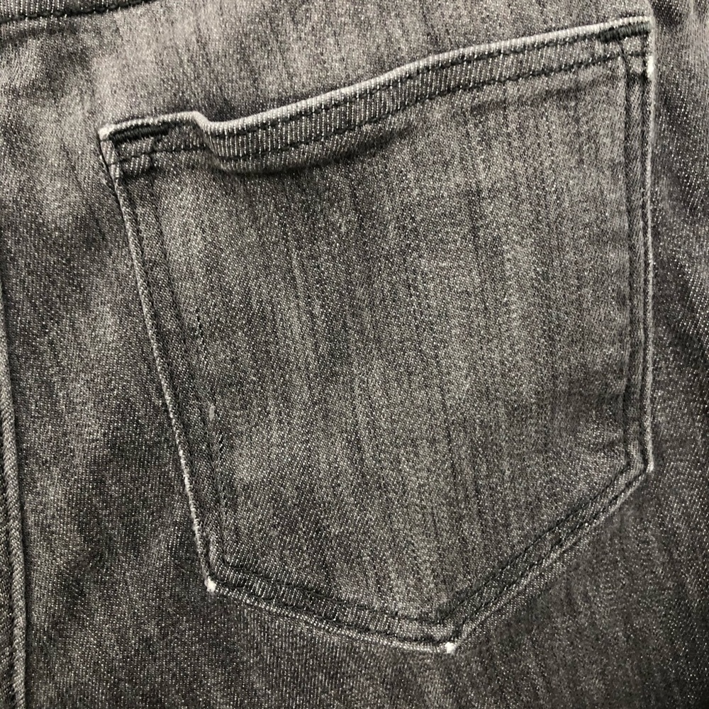 H&M High Rise Dark Gray Cuffed Denim Shorts - Picture 5 of 7